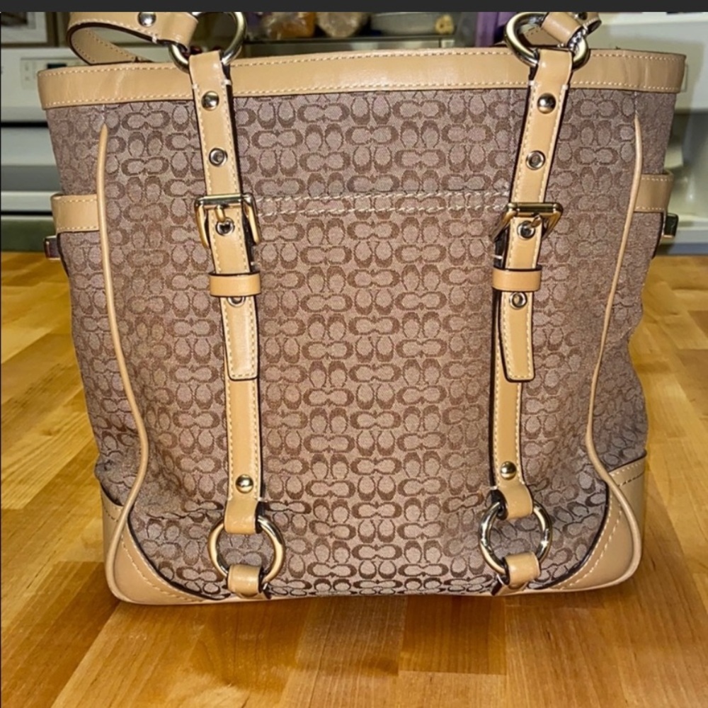 Classic Coach Purse